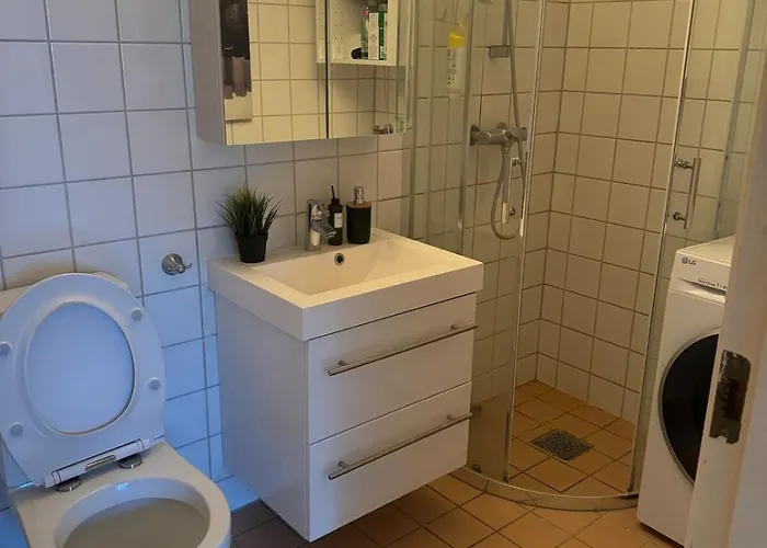 Modern In Old Town דירה